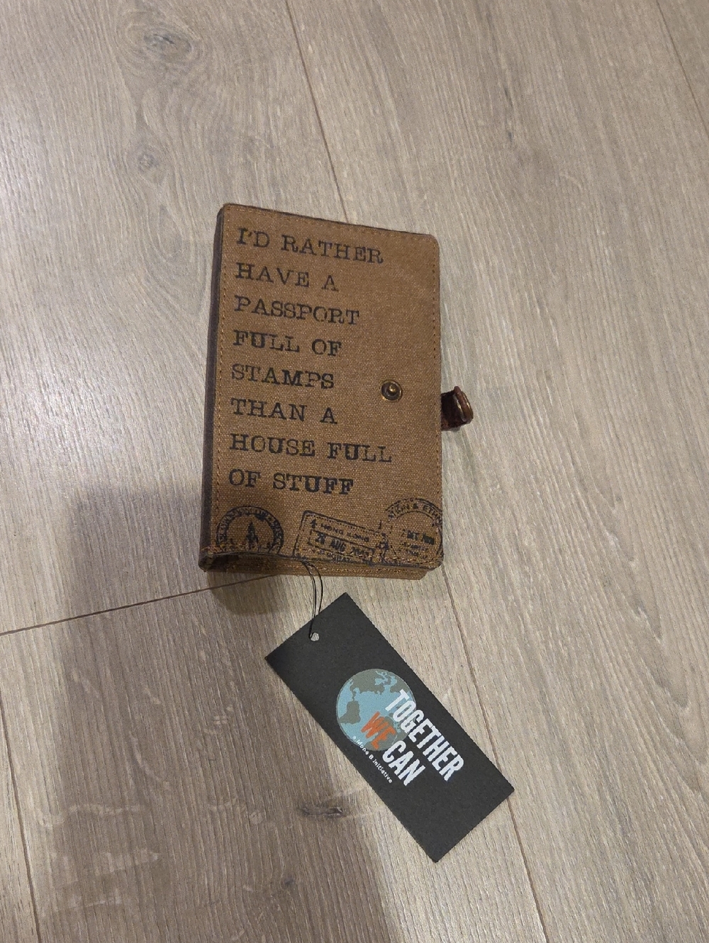 NWT Mona B Jet Lag Passport Travel Wallet - Picture 2 of 4